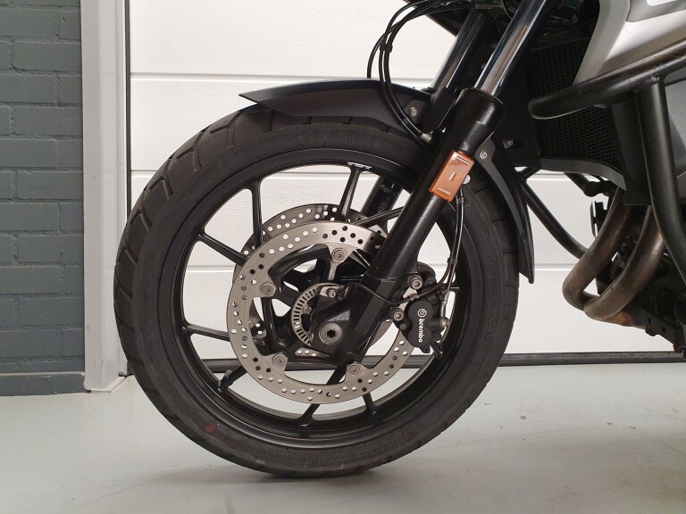 BMW F 750 GS BMW F 750 GS foto 3