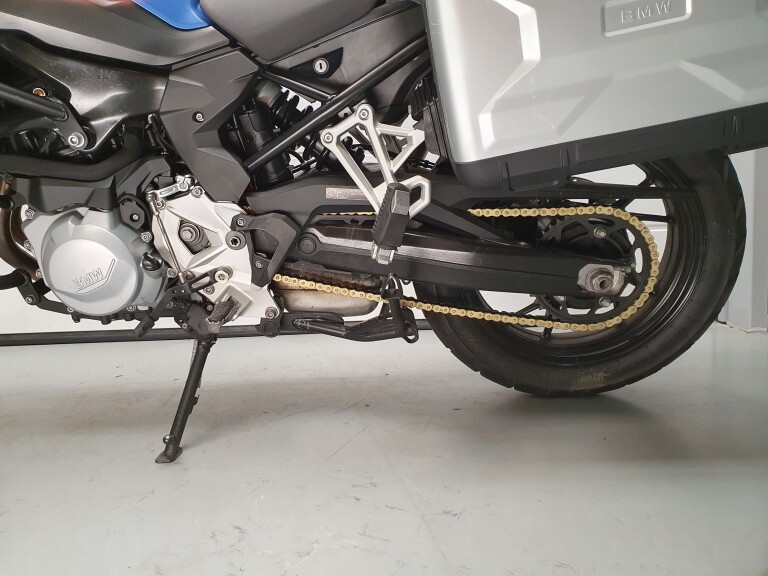 BMW F 750 GS BMW F 750 GS foto 7