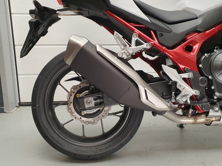 Honda CB 750 HORNET ABS HONDA CB 750 HORNET foto 14