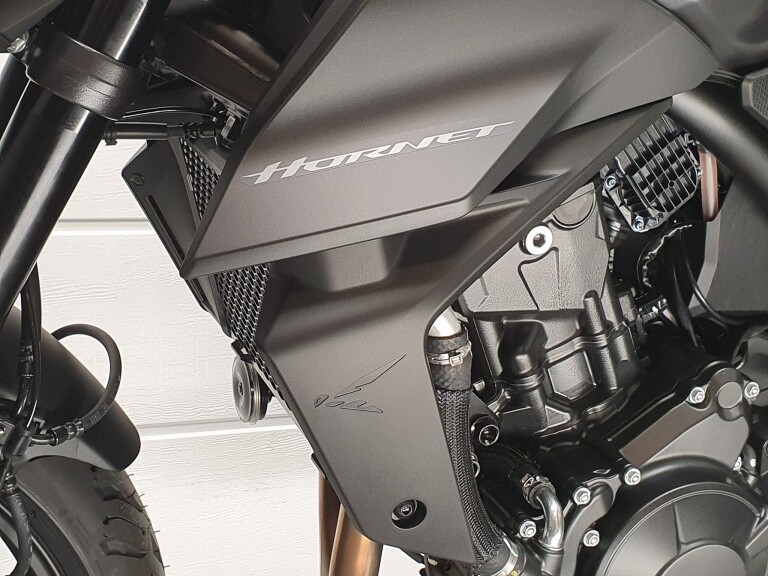 Honda CB 750 HORNET ABS HONDA CB 750 HORNET foto 4