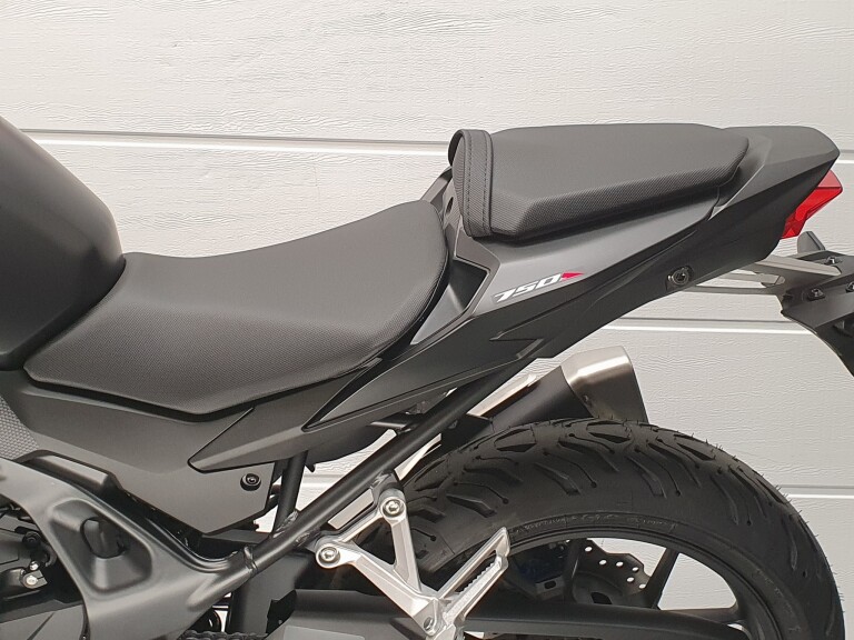 Honda CB 750 HORNET ABS HONDA CB 750 HORNET foto 8