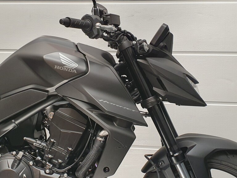 Honda CB 750 HORNET ABS HONDA CB 750 HORNET foto 14