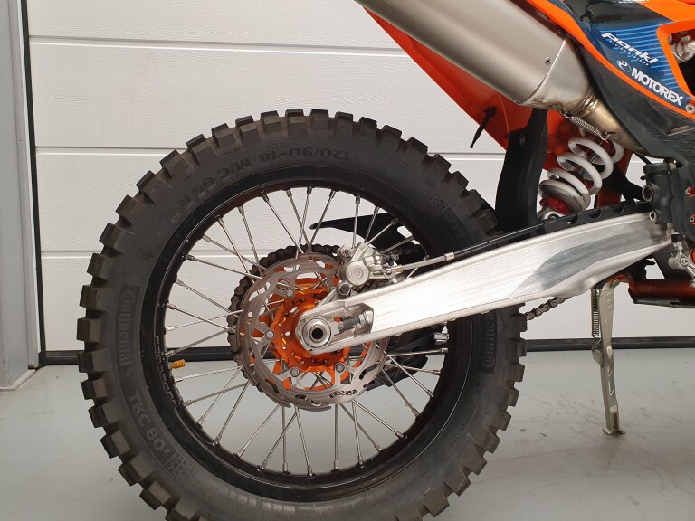 KTM 450 EXC SIX-DAYS foto 9