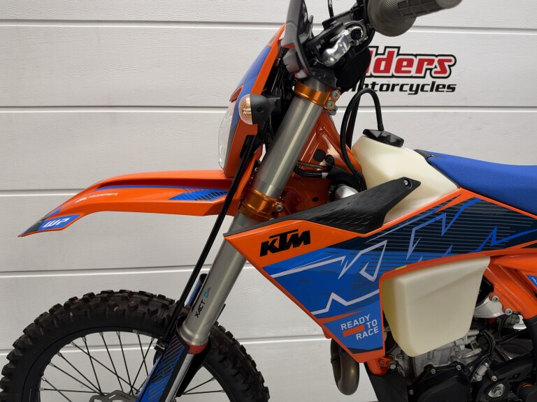 KTM 450 EXC SIX-DAYS foto 12