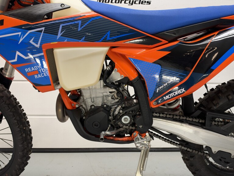KTM 450 EXC SIX-DAYS foto 13