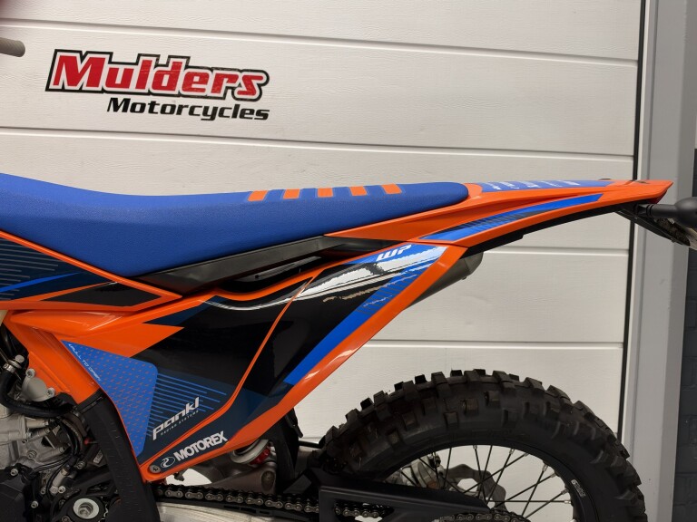 KTM 450 EXC SIX-DAYS foto 14