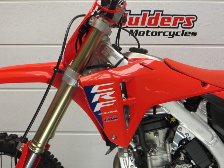 Honda CRF 250 RS HONDA CRF 250 RS foto 4