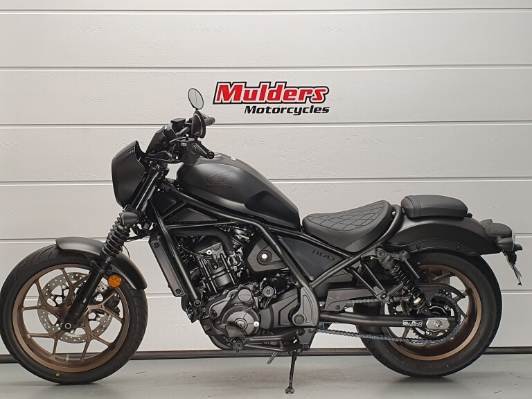 Honda CMX 1100 REBEL DCT SPECIAL ED HONDA CMX 1100 REBEL DCT SE foto 2