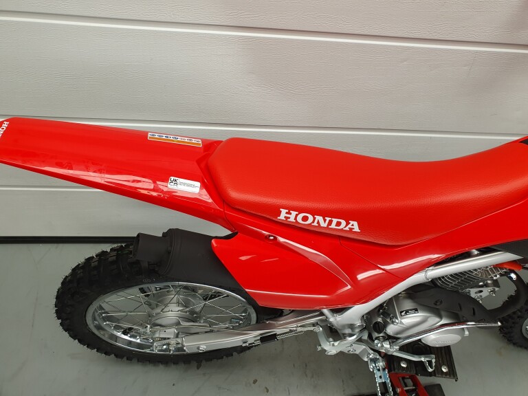 Honda CRF 125 FBS 19\/16 HONDA CRF 125F foto 14