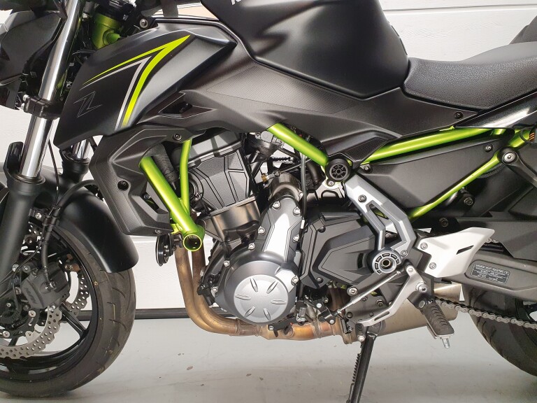 Kawasaki Z 650 KAWASAKI Z 650 foto 5