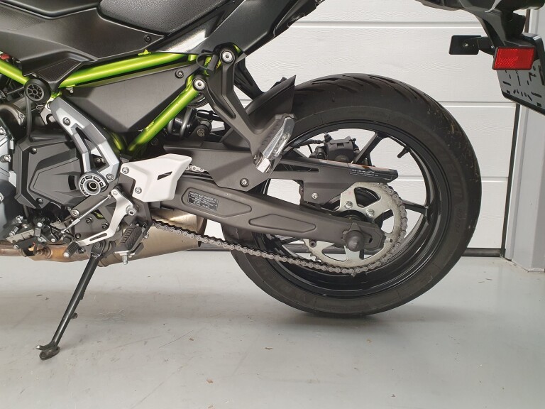 Kawasaki Z 650 KAWASAKI Z 650 foto 7