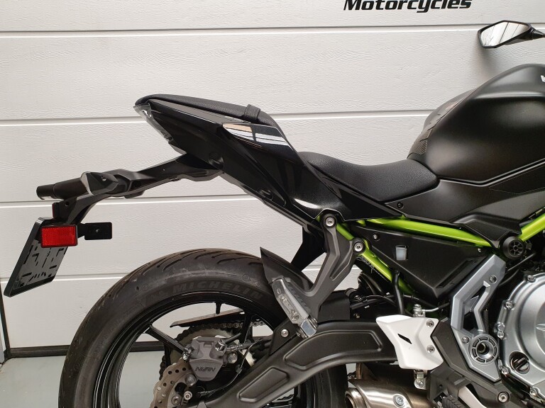 Kawasaki Z 650 KAWASAKI Z 650 foto 9