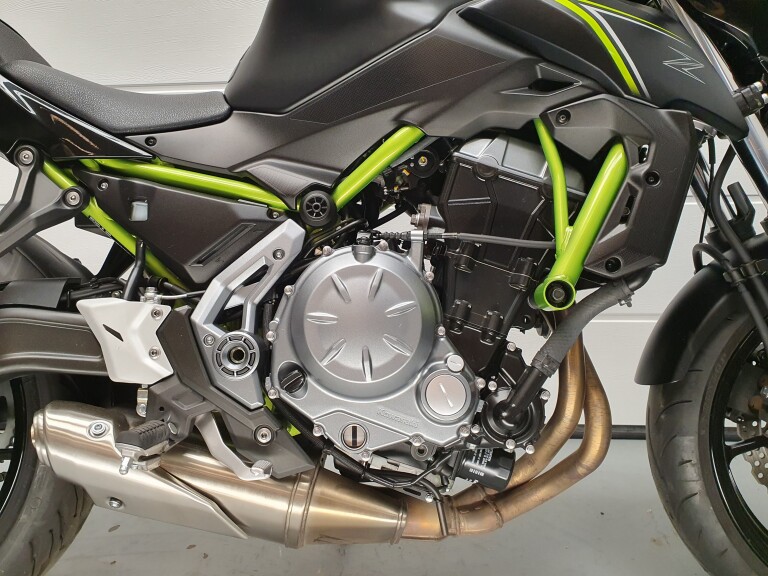 Kawasaki Z 650 KAWASAKI Z 650 foto 11