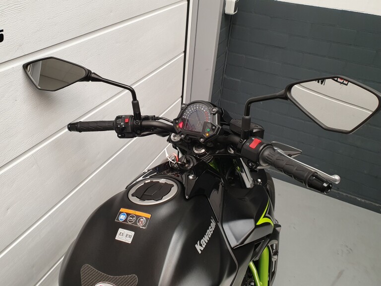 Kawasaki Z 650 KAWASAKI Z 650 foto 13