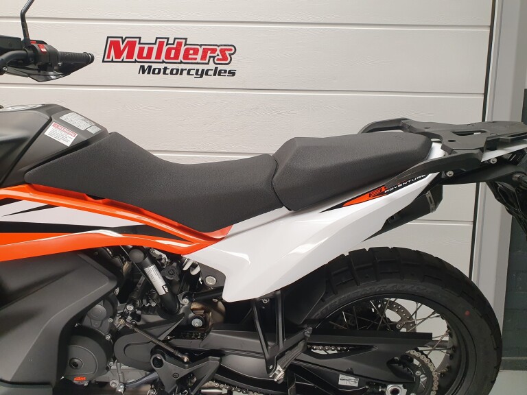 KTM 890 ADVENTURE KTM 890 ADVENTURE foto 6