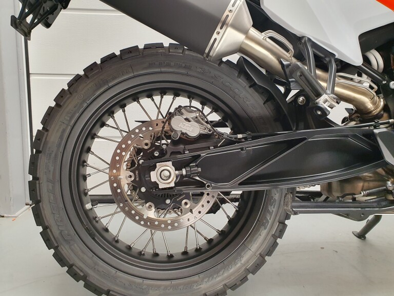 KTM 890 ADVENTURE KTM 890 ADVENTURE foto 9