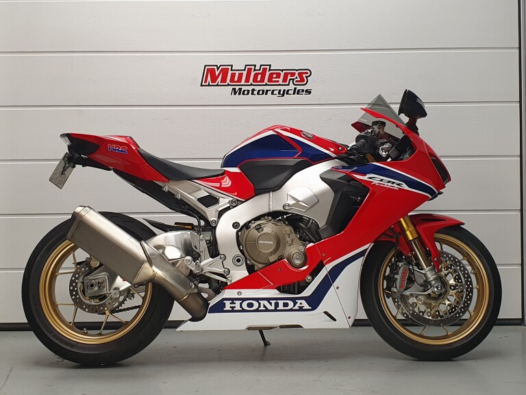 Honda CBR 1000 RR SP1 HONDA CBR 1000 RR SP1 