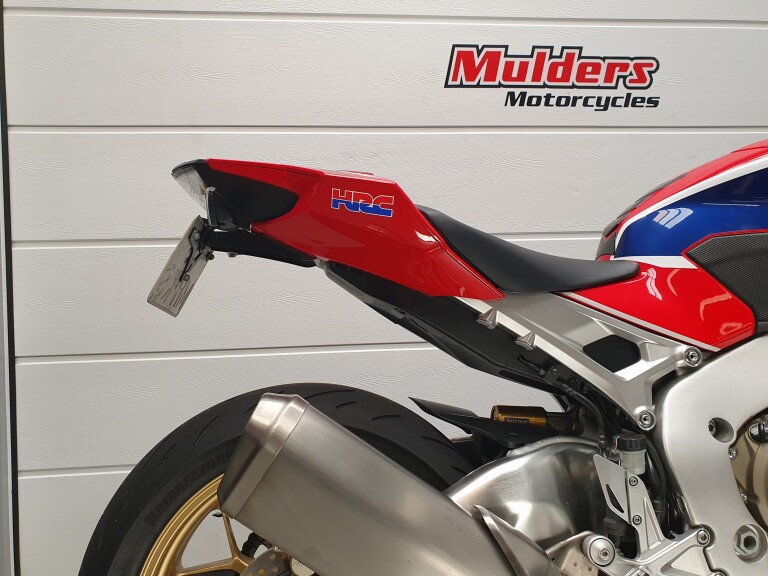 Honda CBR 1000 RR SP1 HONDA CBR 1000 RR SP1 foto 8