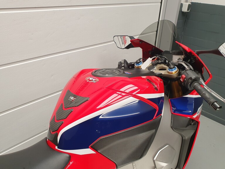 Honda CBR 1000 RR SP1 HONDA CBR 1000 RR SP1 foto 13
