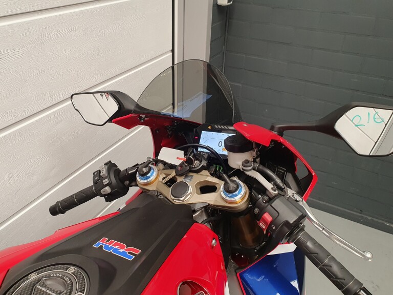 Honda CBR 1000 RR SP1 HONDA CBR 1000 RR SP1 foto 15