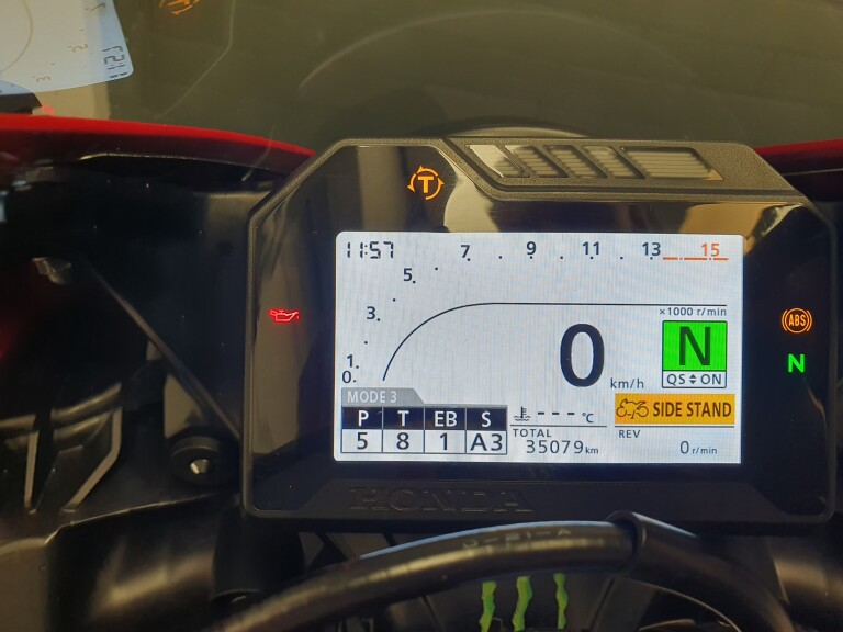 Honda CBR 1000 RR SP1 HONDA CBR 1000 RR SP1 foto 16
