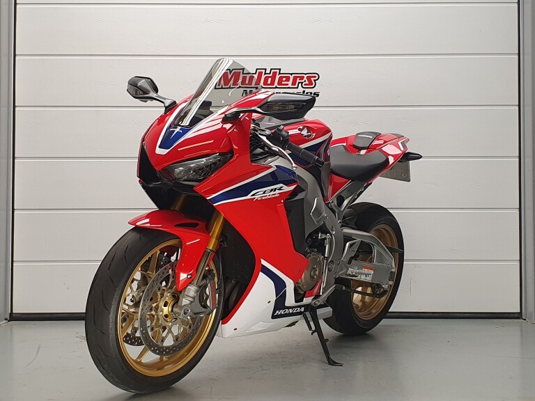 Honda CBR 1000 RR SP1 HONDA CBR 1000 RR SP1 