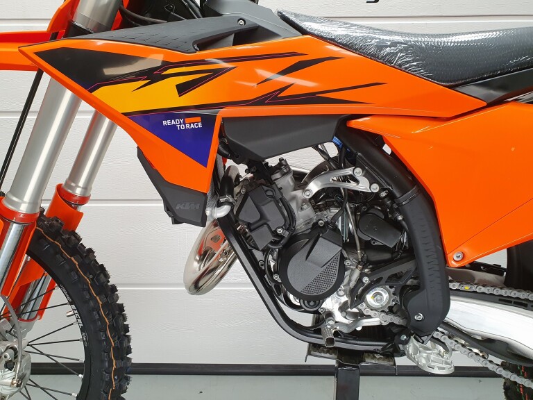 KTM 125 SX EFI KTM 125 SX foto 6