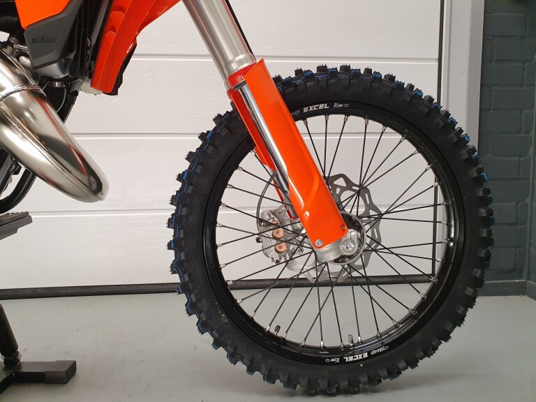 KTM 125 SX EFI KTM 125 SX foto 13