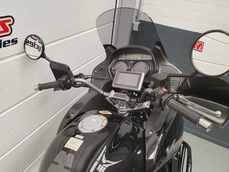 Honda XL 1000 V VARADERO foto 14