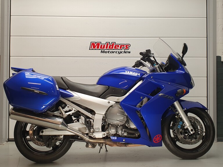 Yamaha FJR 1300 YAMAHA FJR 1300 