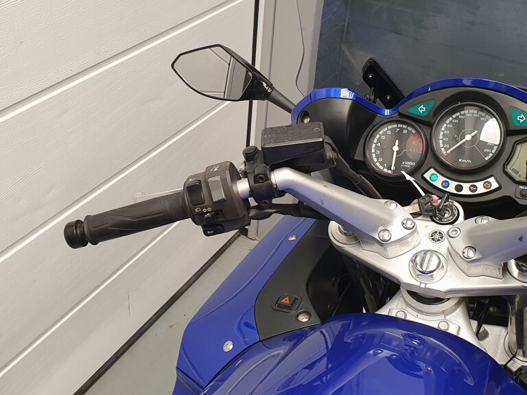 Yamaha FJR 1300 YAMAHA FJR 1300 foto 10