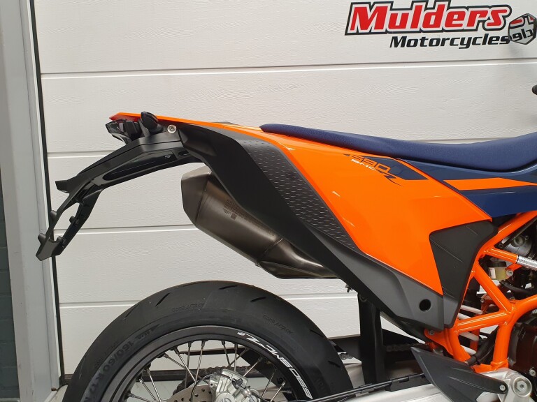 KTM 690 SMC-R KTM 690 SMC-R foto 9
