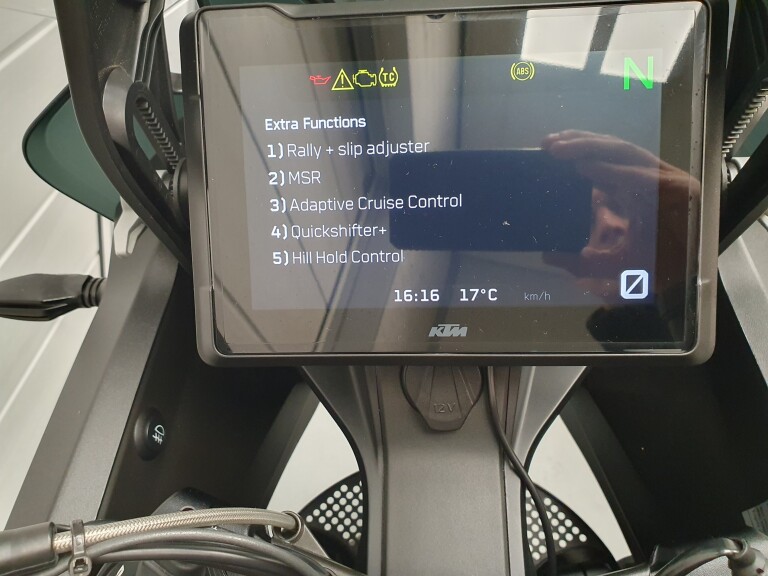 KTM 1290 SUPER ADVENTURE S KTM 1290 SUPER ADVENTURE S foto 13