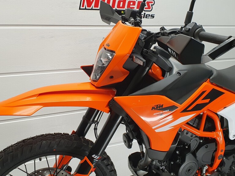 KTM 390 ENDURO R KTM 390 ENDURO R foto 3