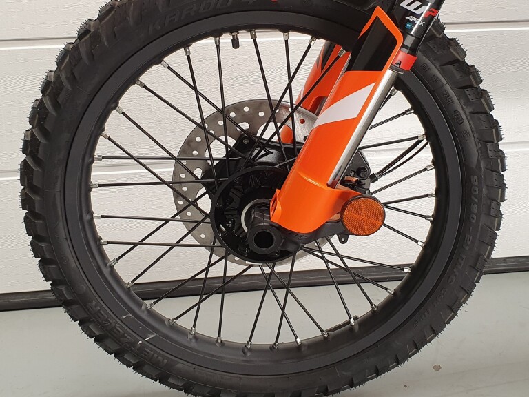 KTM 390 ENDURO R KTM 390 ENDURO R foto 4