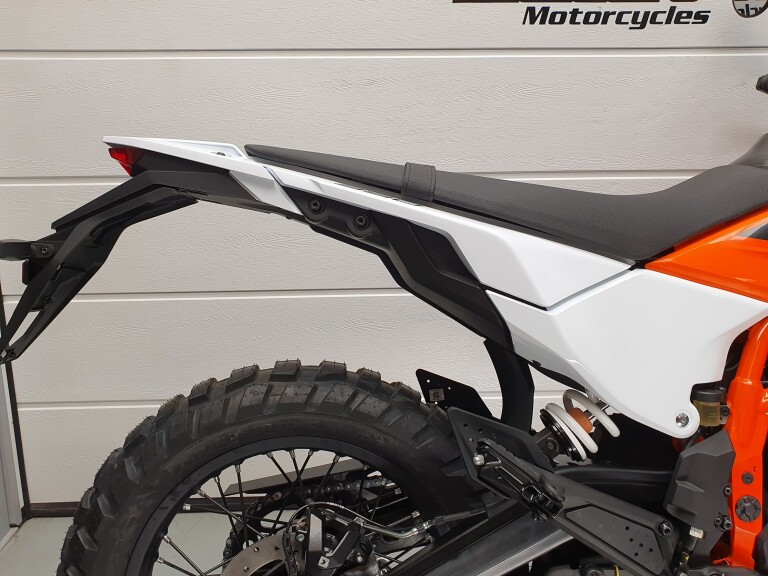 KTM 390 ENDURO R KTM 390 ENDURO R foto 9