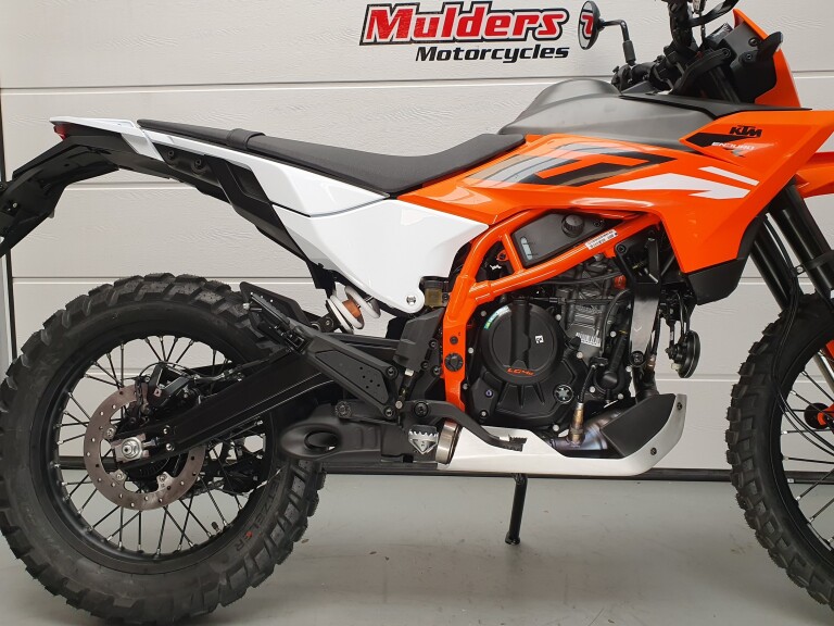 KTM 390 ENDURO R KTM 390 ENDURO R foto 13