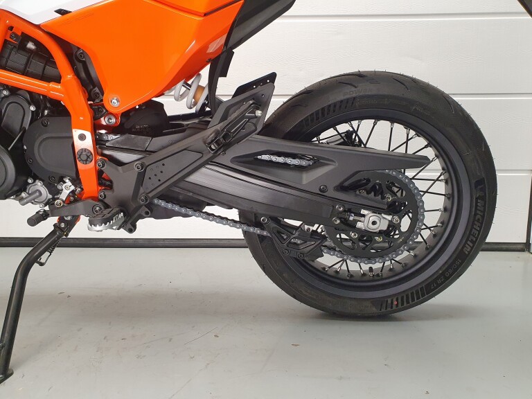 KTM 390 SMC R KTM 390 SMC-R foto 9