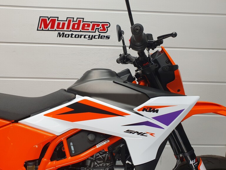 KTM 390 SMC R KTM 390 SMC-R foto 13