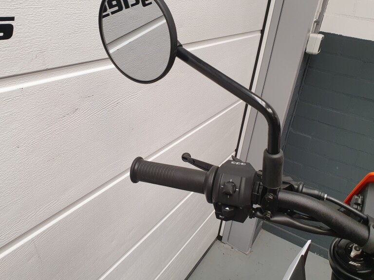 KTM 390 SMC R KTM 390 SMC-R foto 17