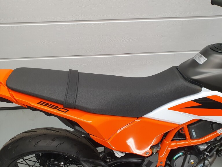KTM 390 SMC R KTM 390 SMC-R foto 18