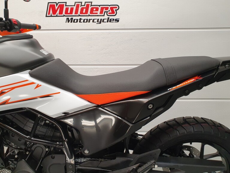 KTM 390 ADVENTURE X KTM 390 ADVENTURE X foto 7