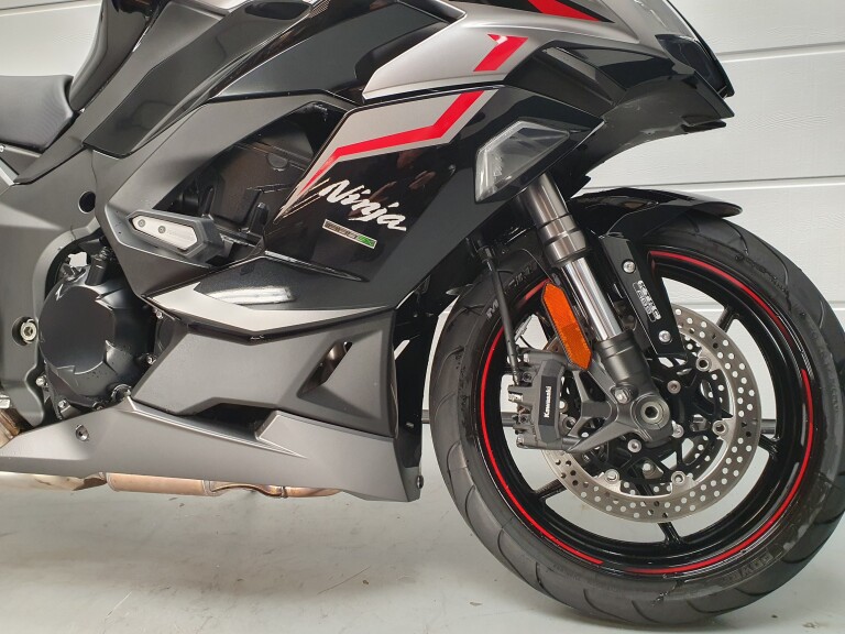 Kawasaki NINJA 1000 SX PERFORMANCE TOUR foto 6