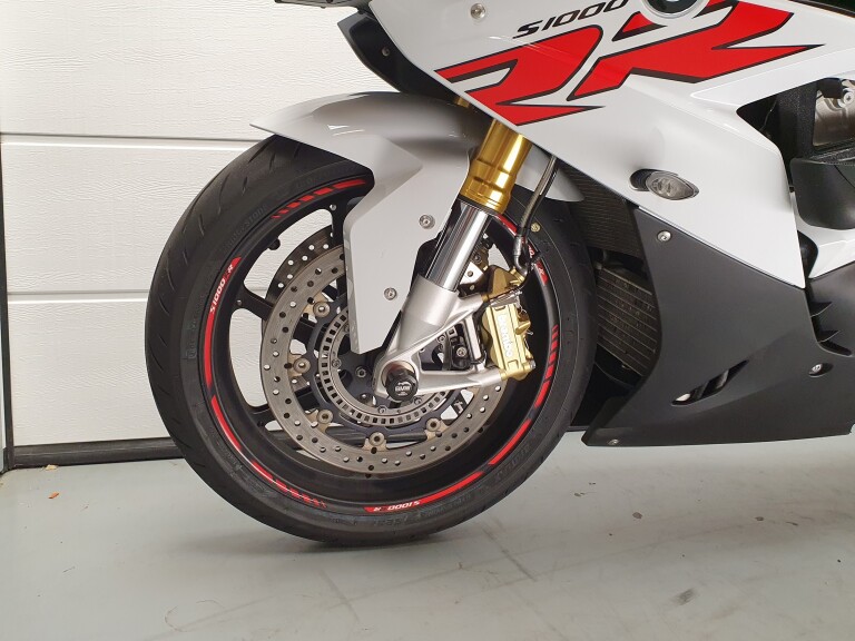 BMW S 1000 RR BMW S 1000 RR foto 2