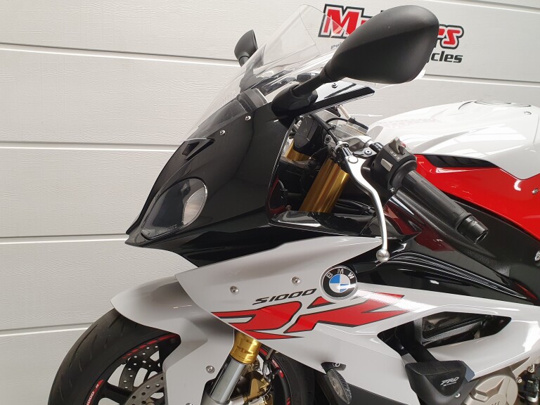 BMW S 1000 RR BMW S 1000 RR foto 3