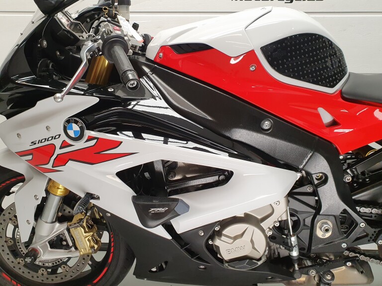 BMW S 1000 RR BMW S 1000 RR foto 4