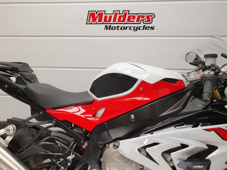 BMW S 1000 RR BMW S 1000 RR foto 13