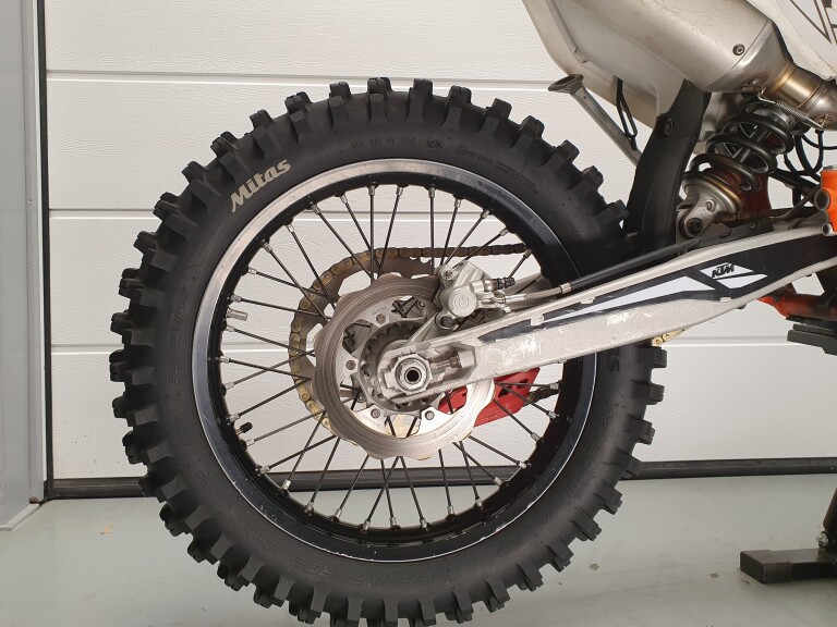 KTM 450 EXC SIX-DAYS KTM 450 EXC SIX-DAYS foto 7