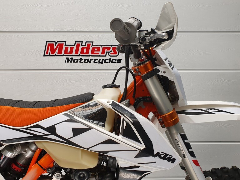 KTM 450 EXC SIX-DAYS KTM 450 EXC SIX-DAYS foto 12