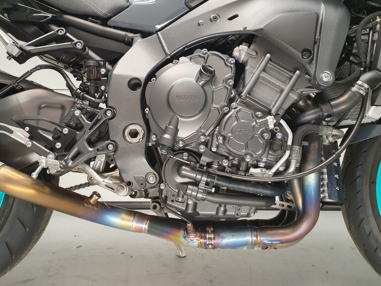 Yamaha MT 10 YAMAHA MT 10 foto 12